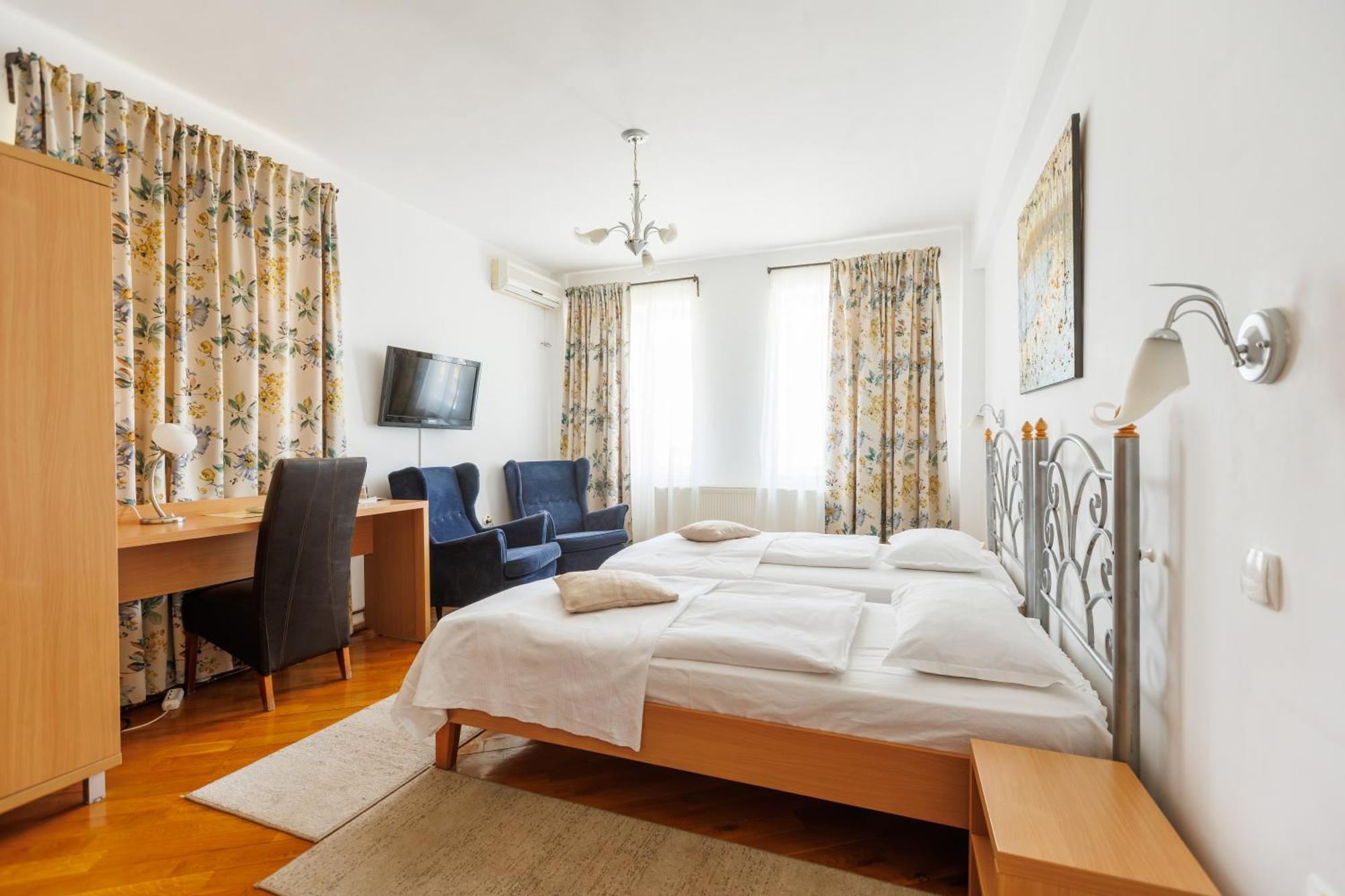 Vila Belvedere Galati  Luaran gambar